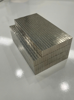 40 viên nam châm L10x3x2mm