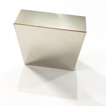 Nam châm L50x50x25mm